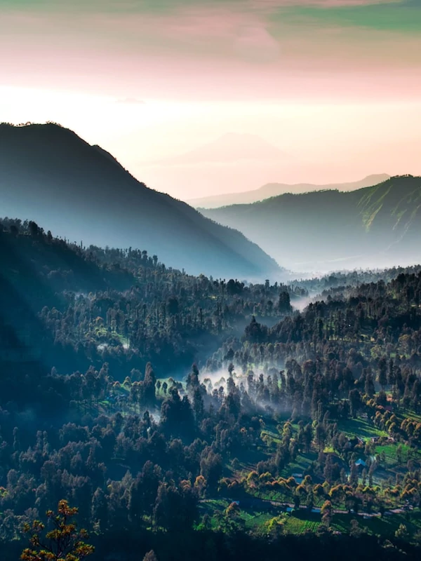 Montañas del Parque Nacional Bromo Tengger Semeru Montañas del Parque Nacional Bromo Tengger Semeru