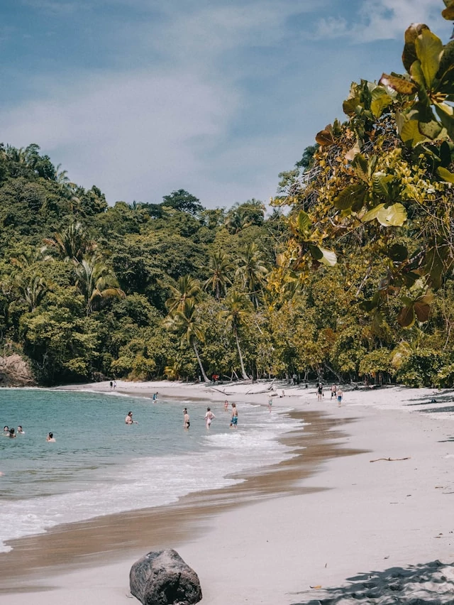 Manuel Antonio beach, considered one of the best beaches of Costa Rica Manuel Antonio beach, considered one of the best beaches of Costa Rica