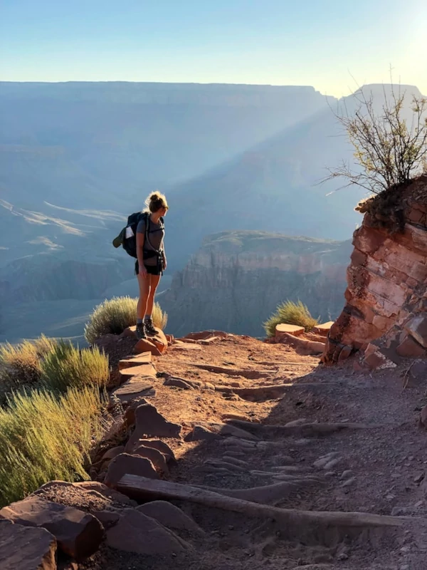 Sendero en el parque nacional Grand Canyon